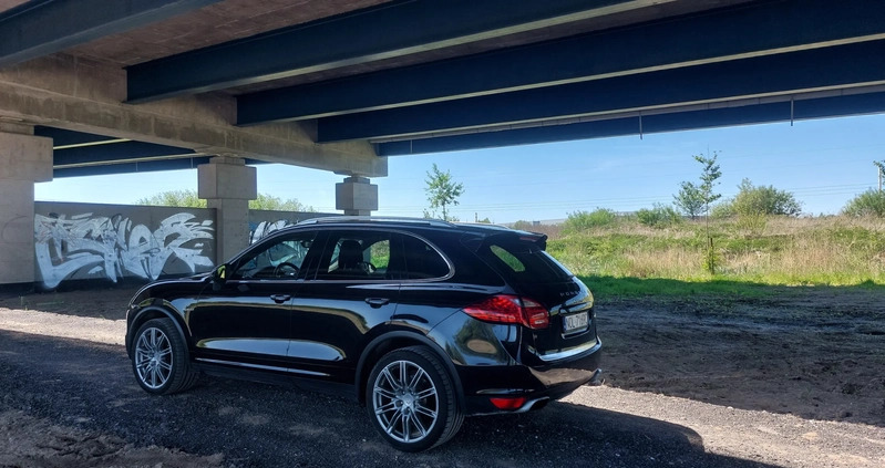 Porsche Cayenne cena 102000 przebieg: 264000, rok produkcji 2011 z Olsztyn małe 379